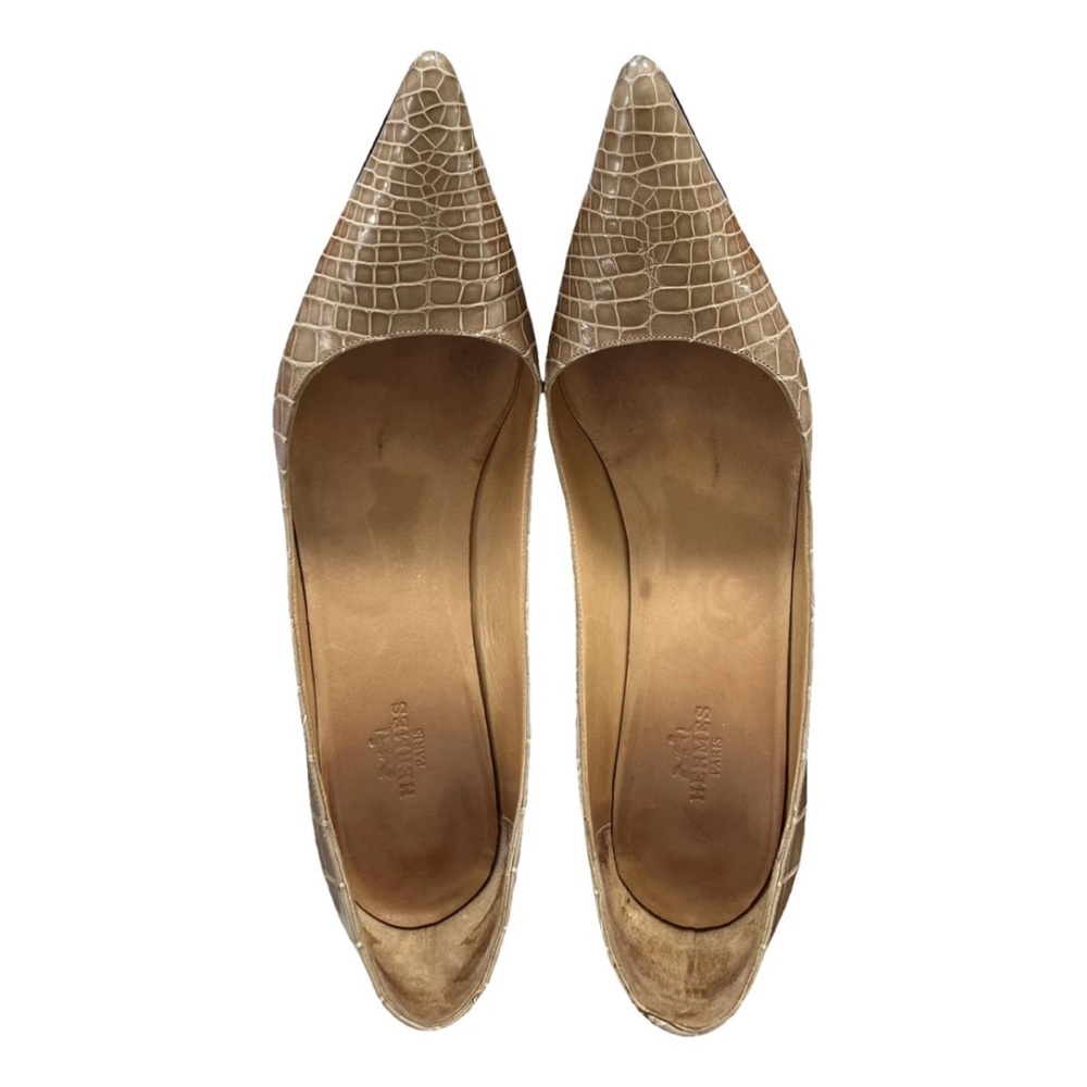 Authentic Hermes alligator heels